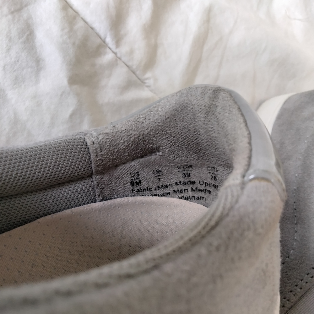 Dr Scholl's be free women's size 7 textured gray slip-ons - Picture 7 of 8